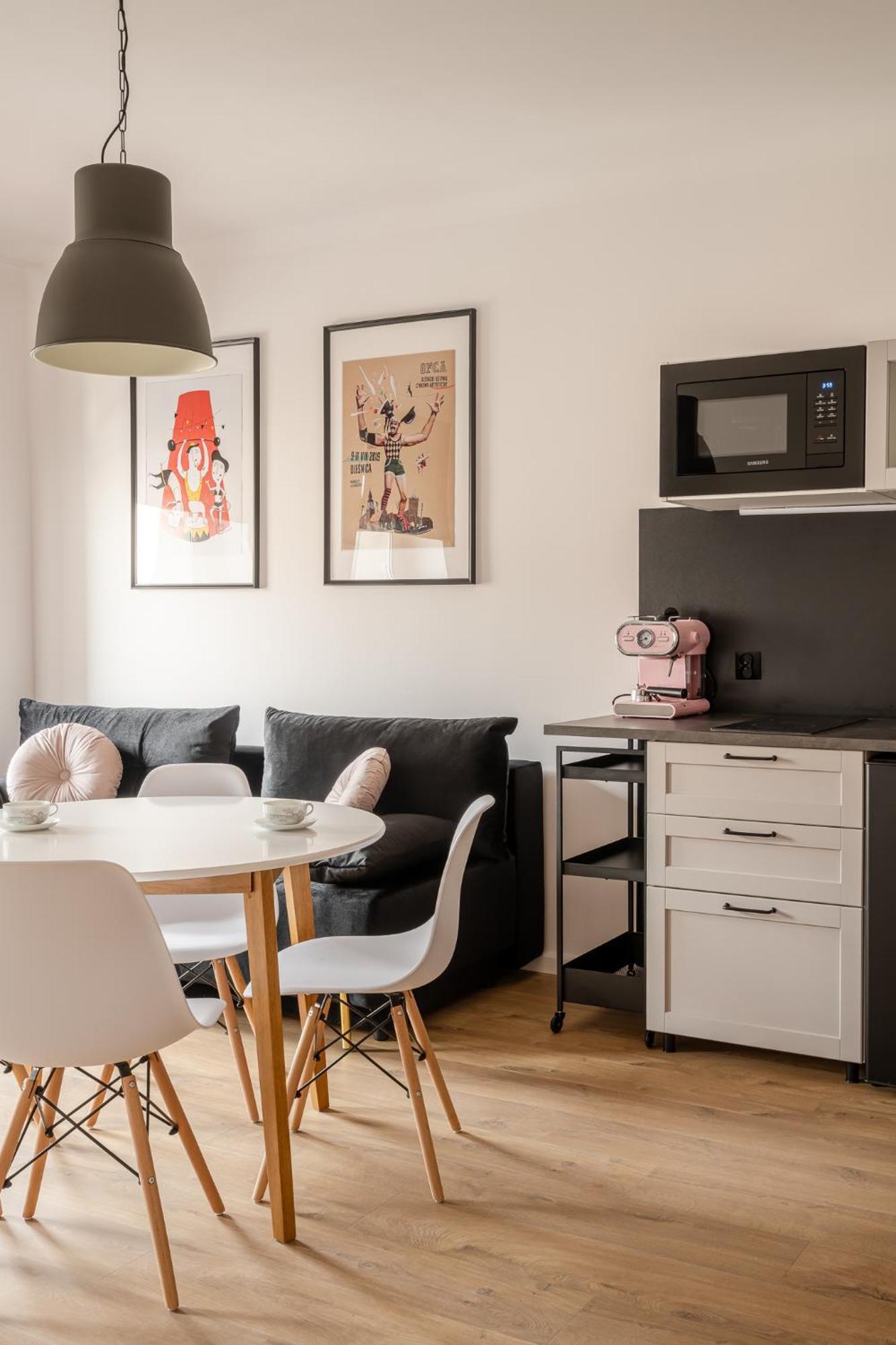 Rentplanet - Apartamenty Cybulskiego II Breslavia Exterior foto